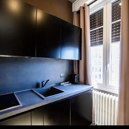 New Wonderful Bilo With Walk-In Closet From Moscova Suites Apartments Milaan Buitenkant foto