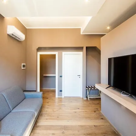 New Wonderful Bilo With Walk-In Closet From Moscova Suites Apartments Milaan Buitenkant foto