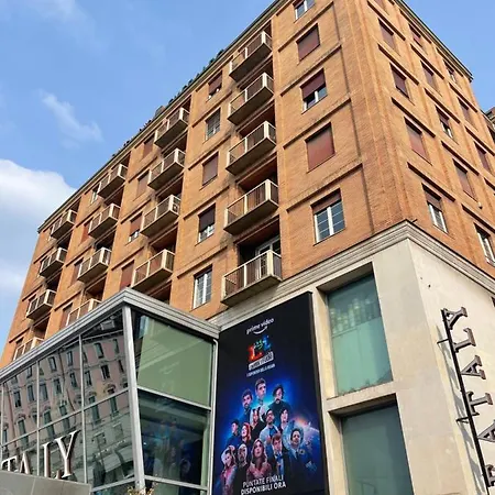 New Wonderful Bilo With Walk-In Closet From Moscova Suites Apartments Milaan Buitenkant foto
